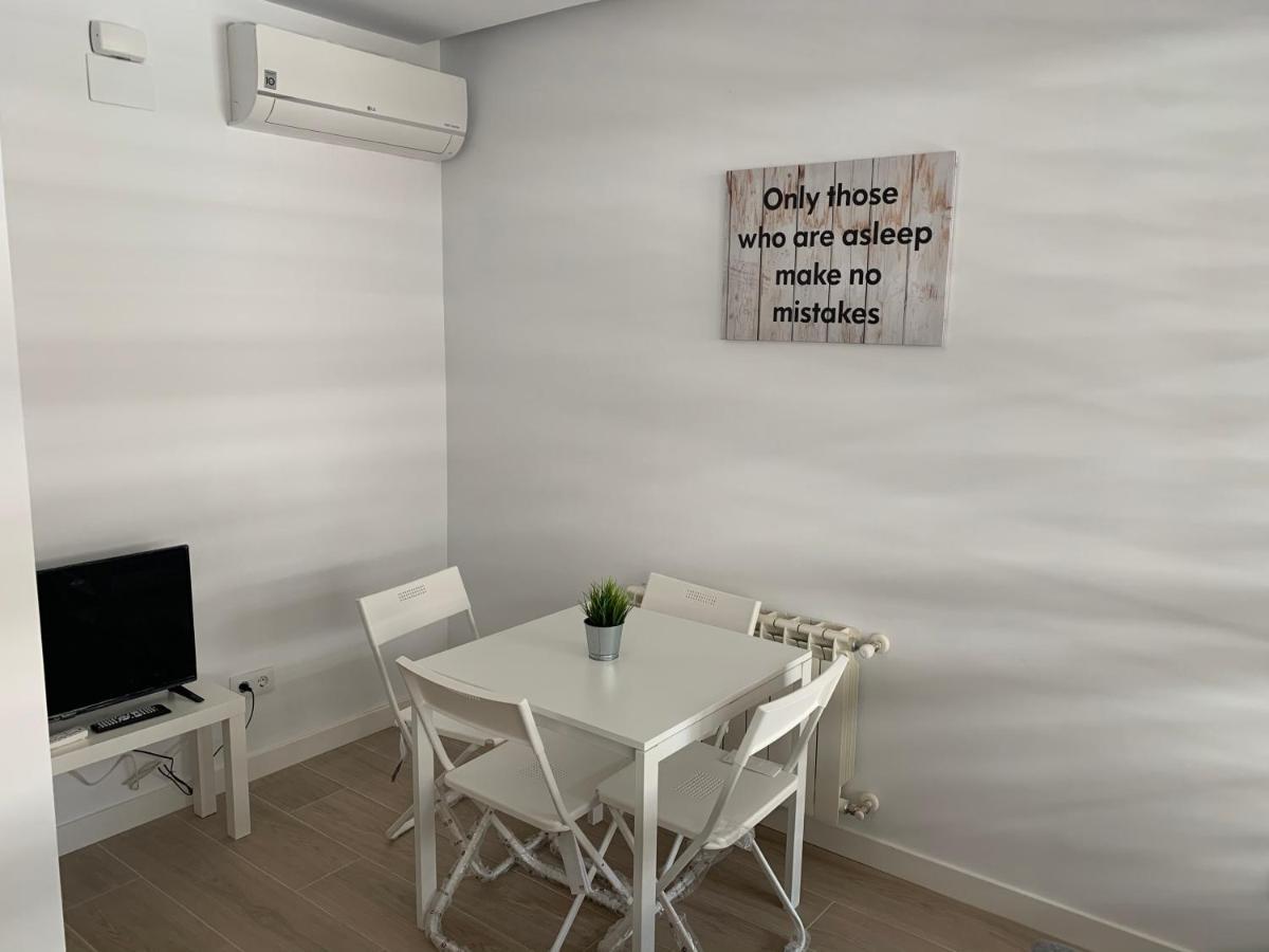 Moncloa-Arguelles Nuevos Pisos Apartman Madrid Kültér fotó